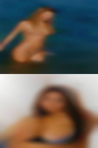 5foot tall naked horny woman.
