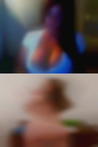 Medium built naked sexy girls woman.